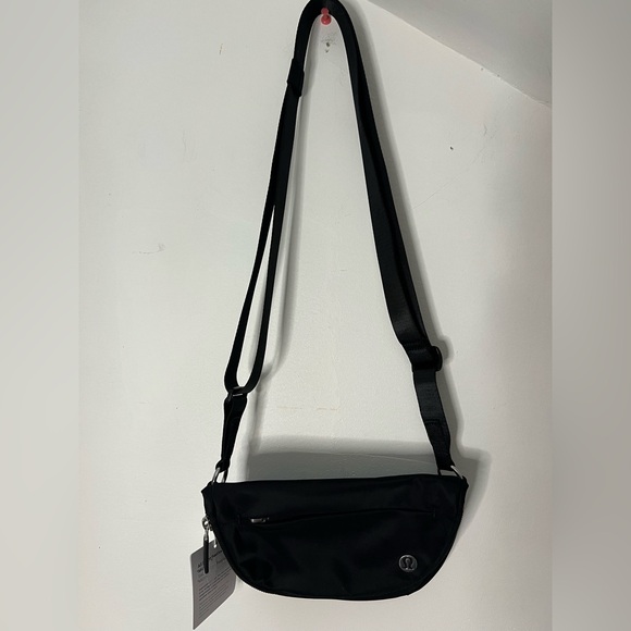 Lululemon All Night Festival Bag *Micro 2L with Silver Hardware in Black NWT